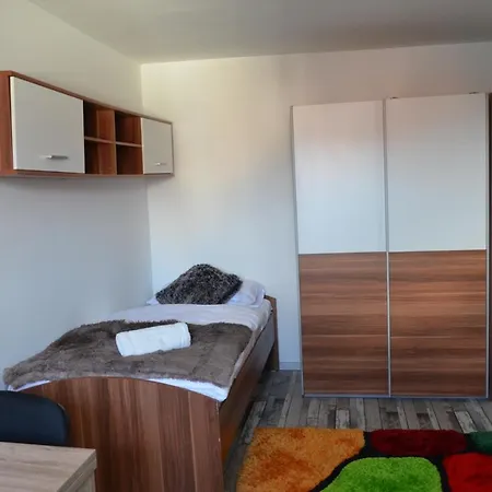Bed & Breakfast Kleines Bahnhof